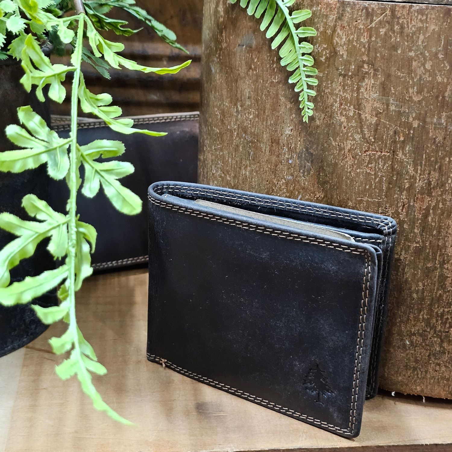 The Ryan Leather Wallet, Colour: mocha