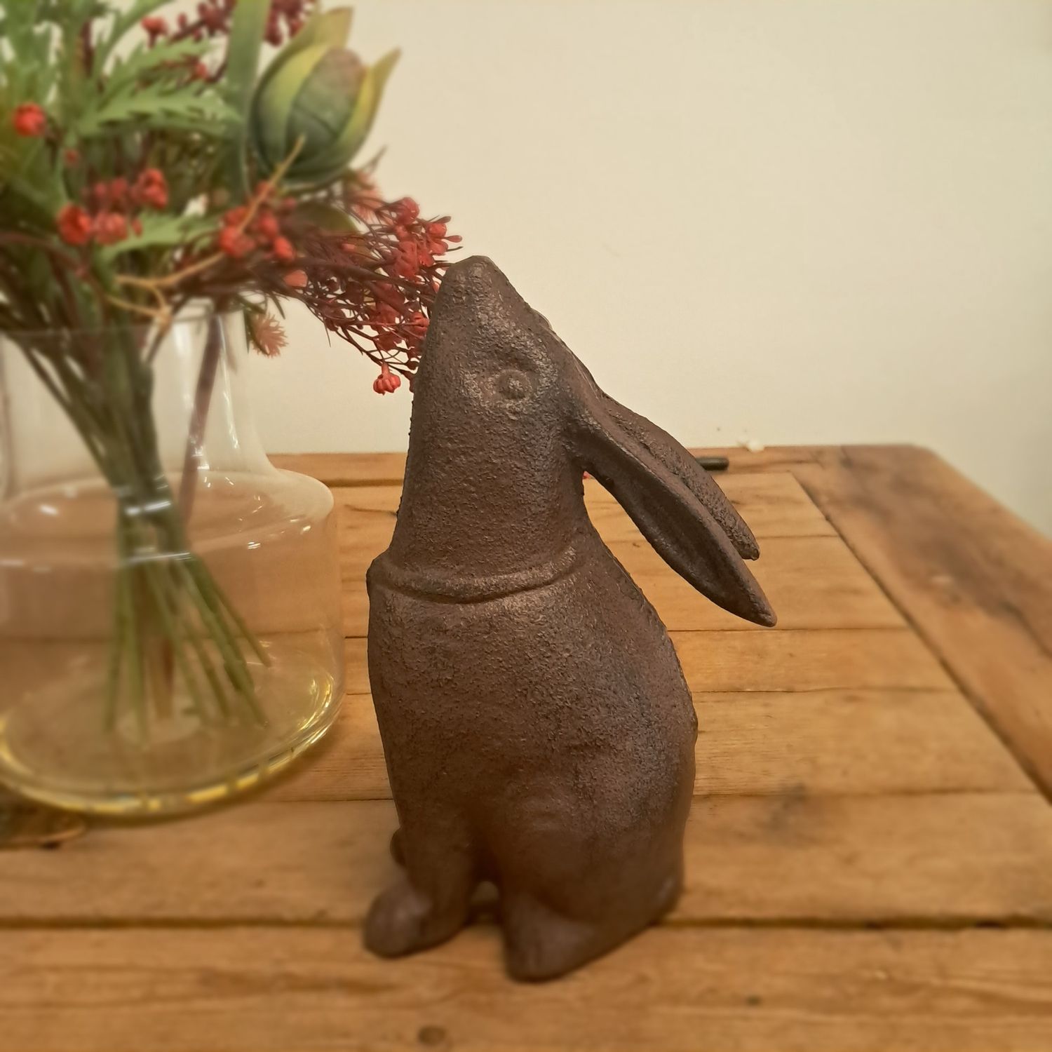 Cast Iron Rabbit w/Head Back