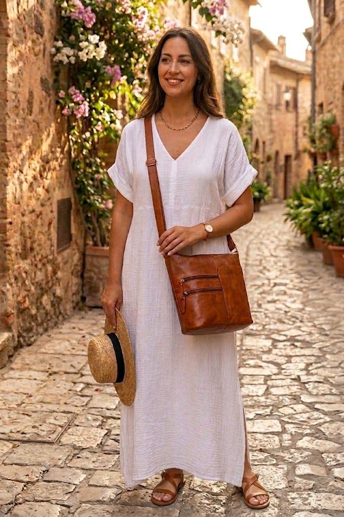 The Chloe Leather Shoulder Bag, Colour: Cognac