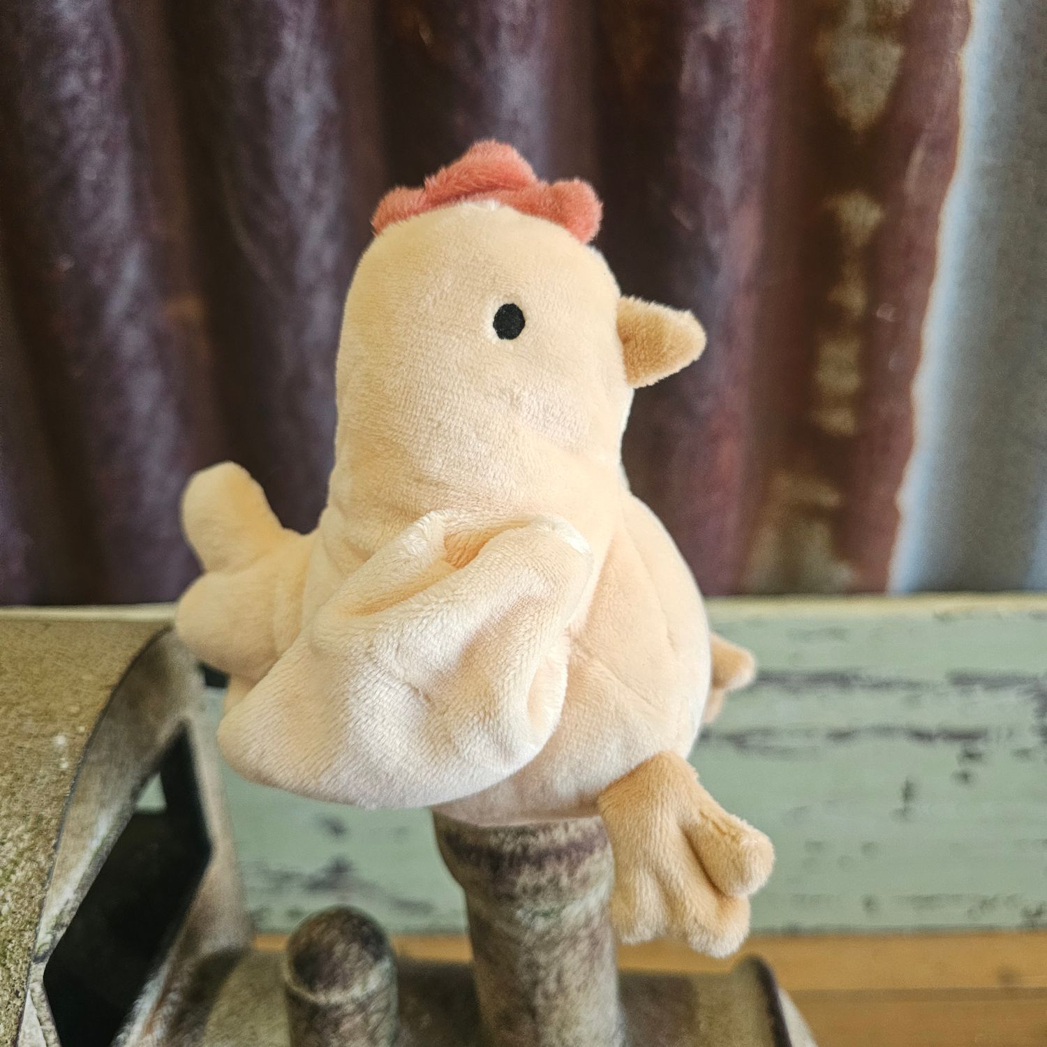 Nana Huchy Farmyard Themed Rattle, Type: Harriet the Hen