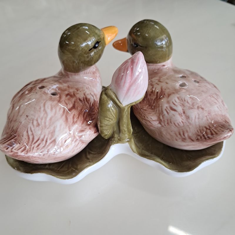 Flock Duck &amp; Baby Ceramic 3pc Salt &amp; Pepper Shakers