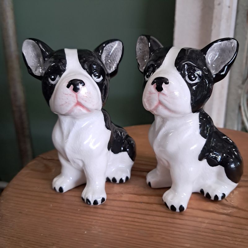 Frenchie French Bulldogs Ceramic s/2 Salt &amp; Pepper Shakers
