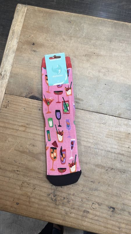 Happy Hour Bamboo Socks womens sz 5-12/men 6-11