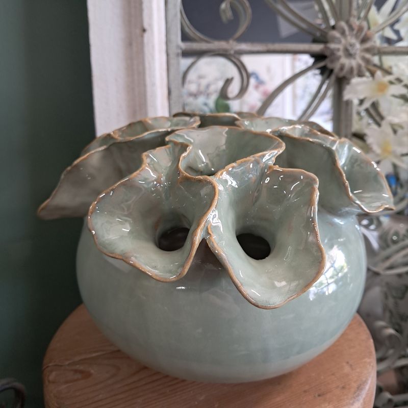 Astrid Ceramic Vase 20.5x15cm Pistachio