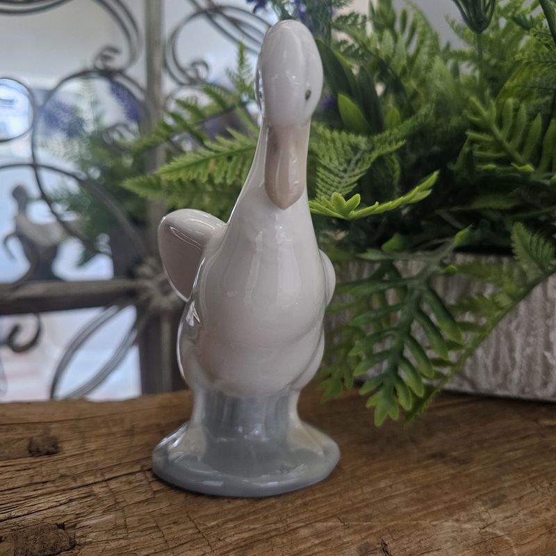 Nao by Lladro Preening Goose