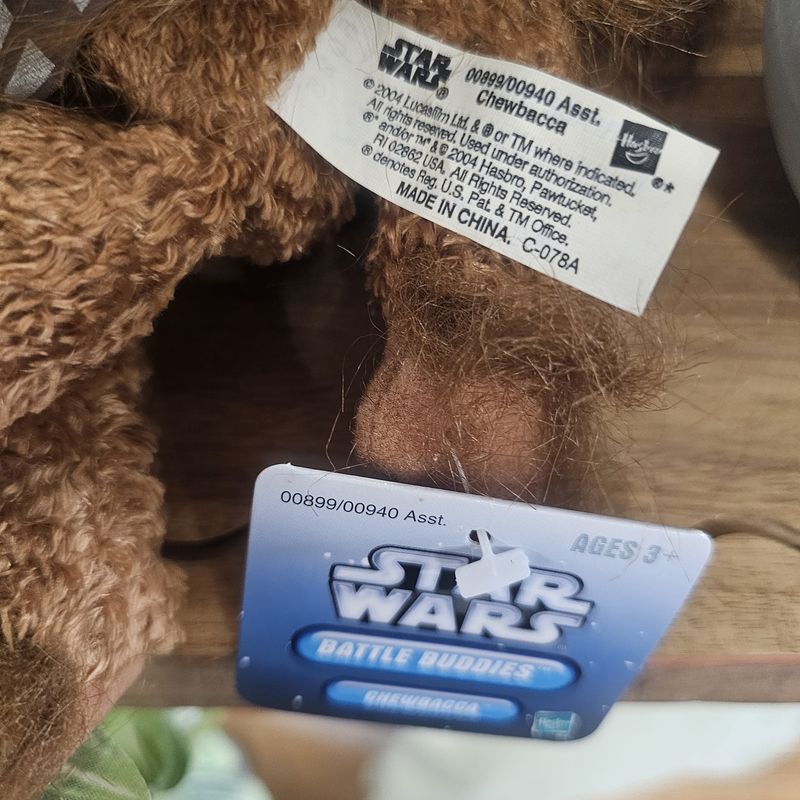 Star Wars Chewbacca Battle Plush 2004