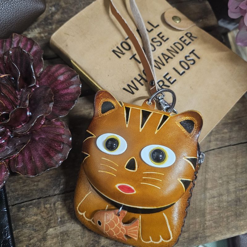Casper the Cat Leather Coin Purse