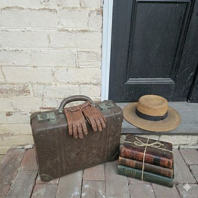 Globite XS School Suitcase c1930s