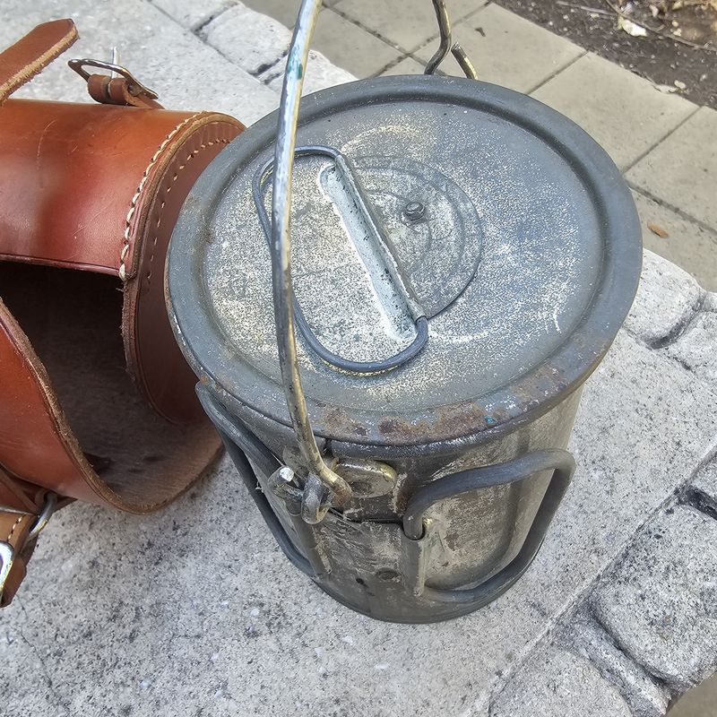 Vintage Simpson Branded Quart Pot