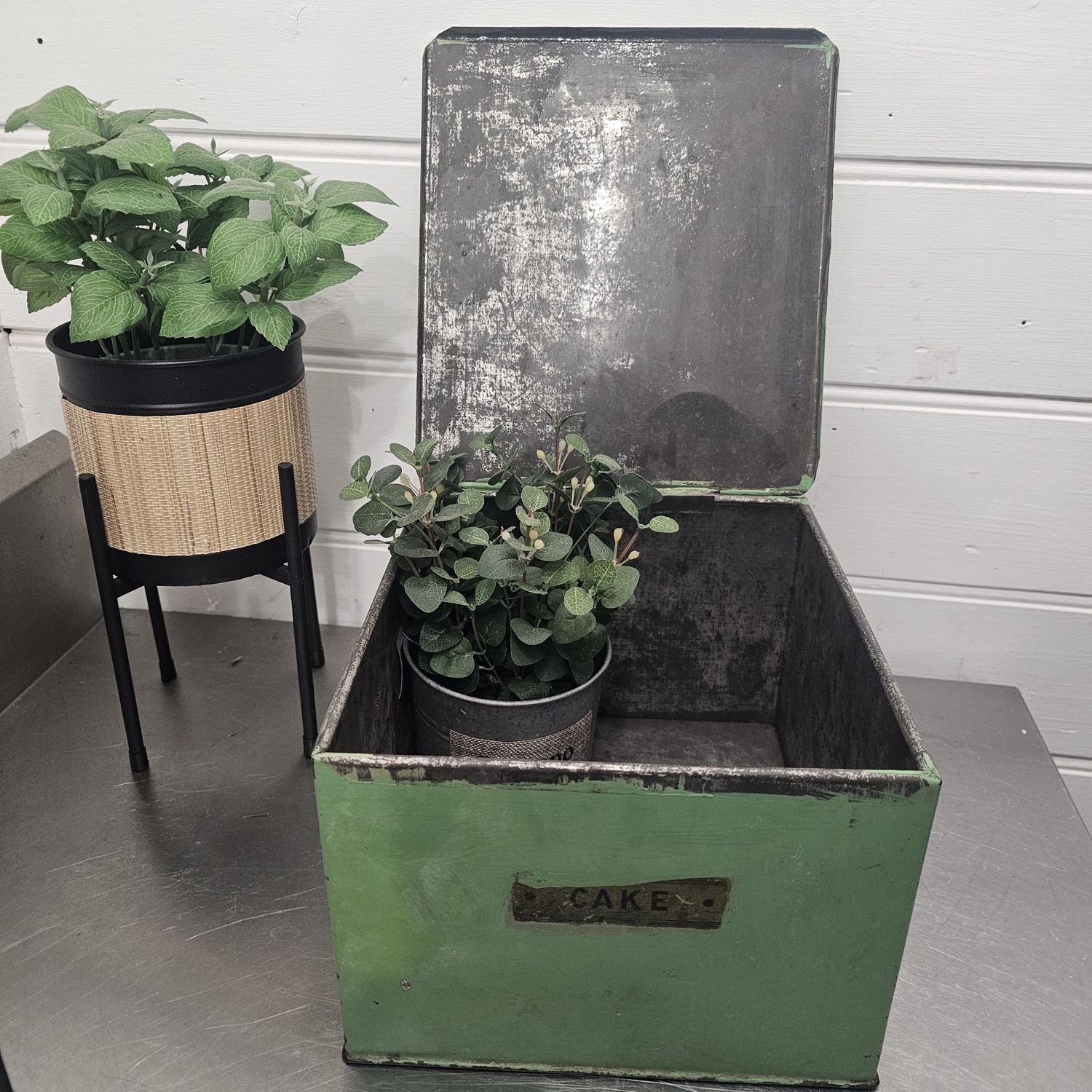 Antique E. Williamson Ltd Biscuit Tin