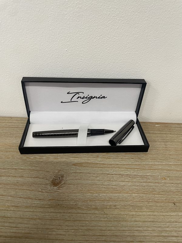 Insignia Pen Gun Metal w/Presentation Hard Case