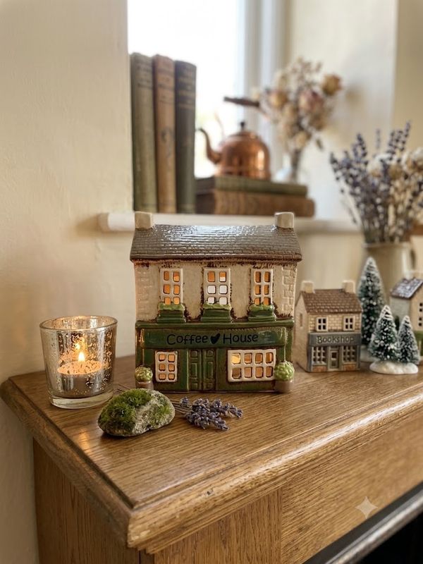 Tiny Town Ceramic Coffee House - Tealight