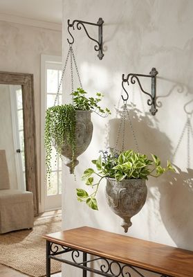 Rustic Style Hanging Planters Set Of 2