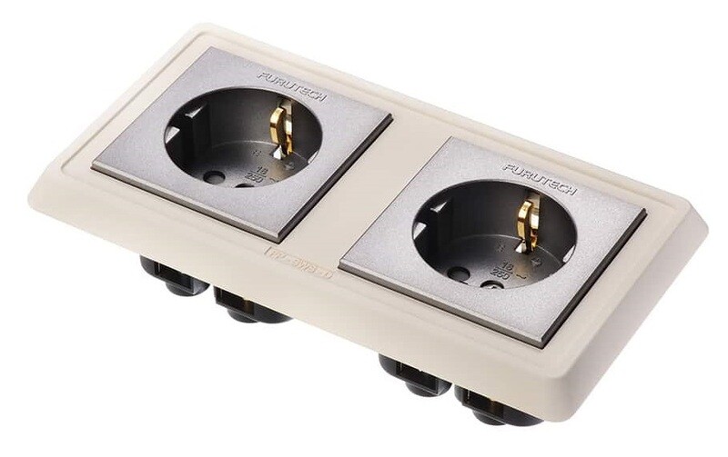 Furutech FP-SWS-D (G) Gold wandcontactdoos - Chassisdeel schuko per stuk