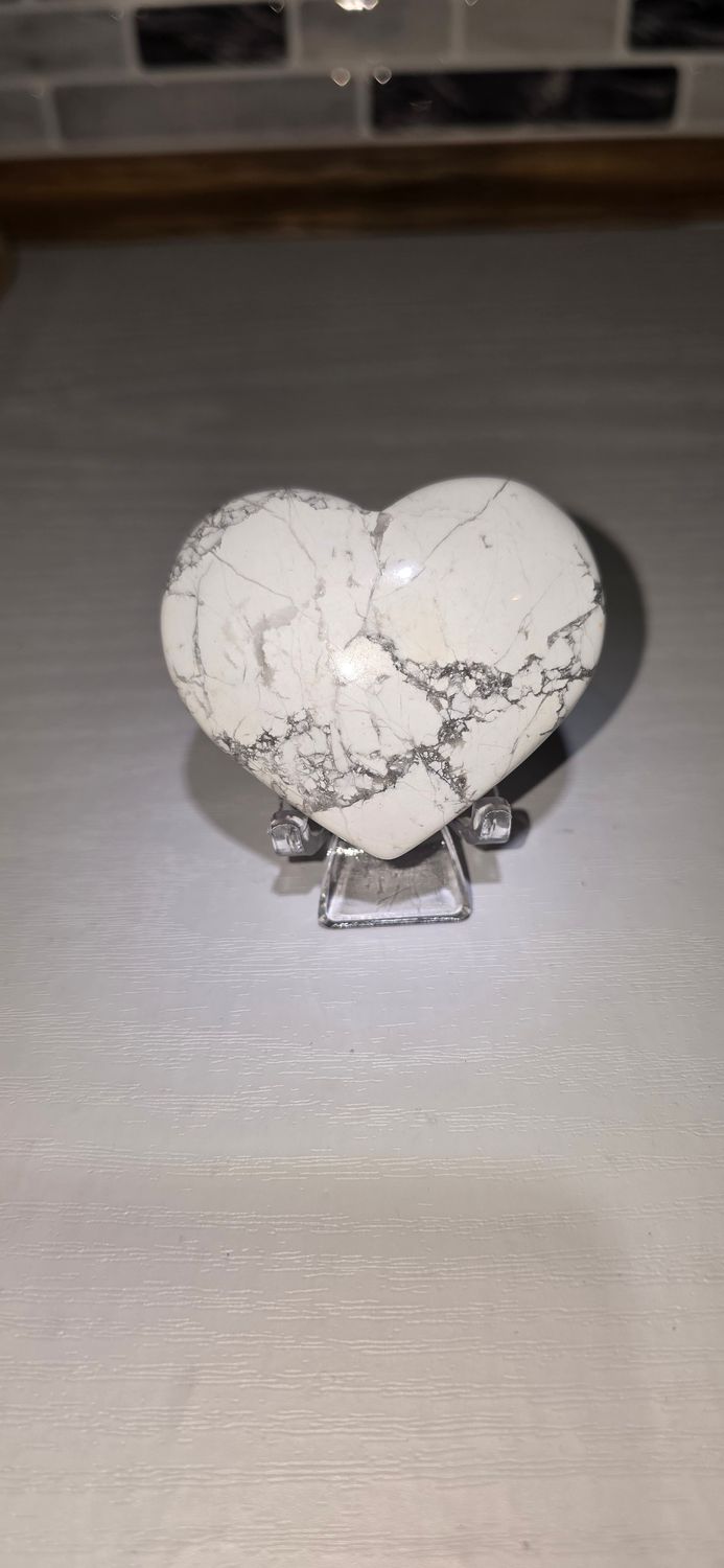 Howlite Heart [50g - 74g]