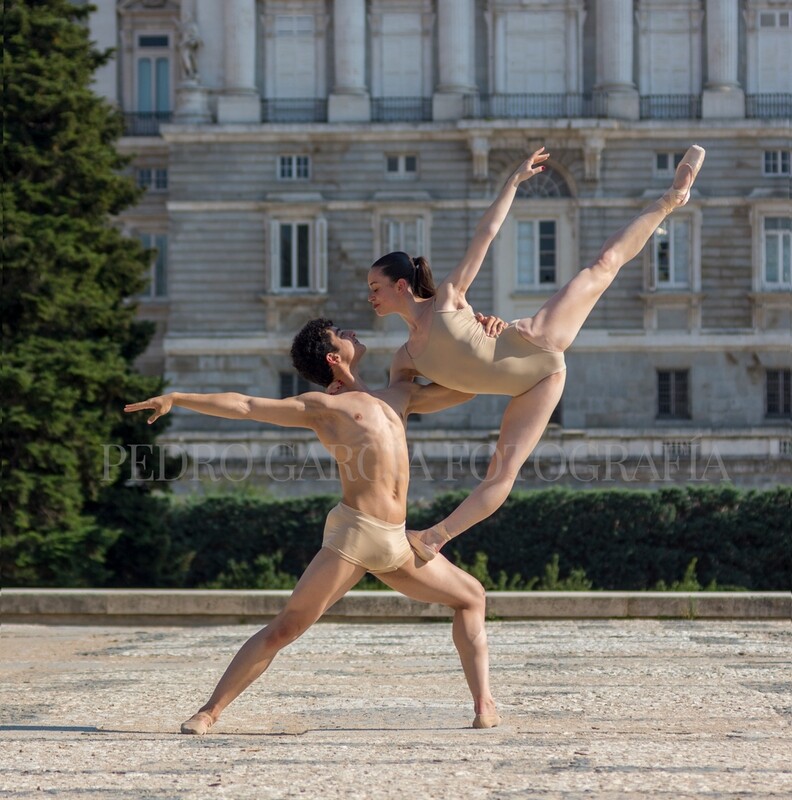 Dancers in Madrid 1