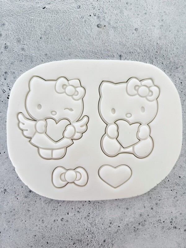 Valentine Kitty cookie cutters