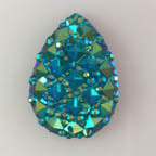 &quot;Emerald&quot; Gummy Berry  Sparkling Teardrop Cabochon