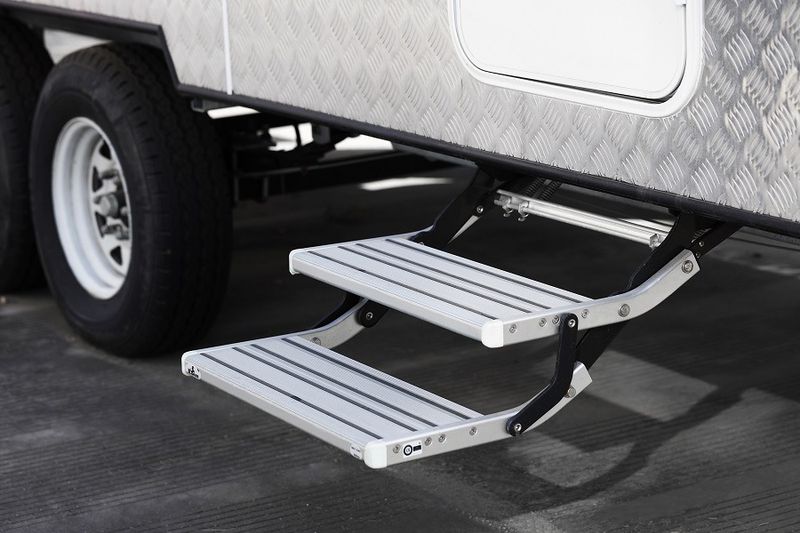 Caravan double fixed pull-out step