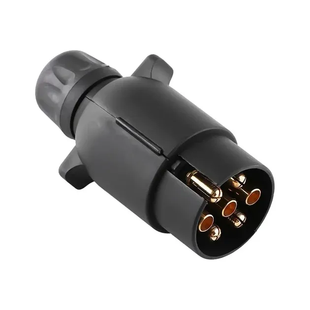 7 Pin Plastic Male Caravan or Trailer Plug 12/24 Volt