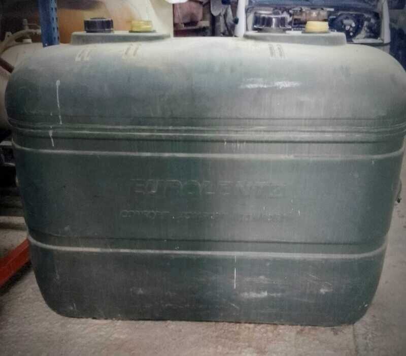 DEPOSITO DOBLE PARED 1000L USADO
