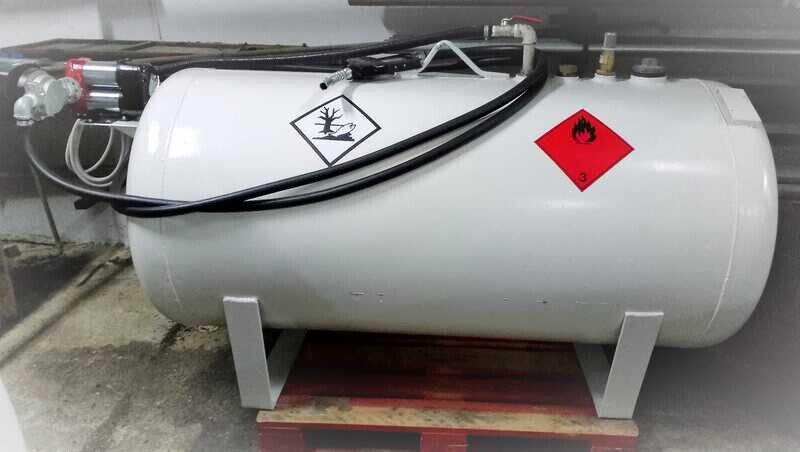 TANQUE HIERRO 990 L