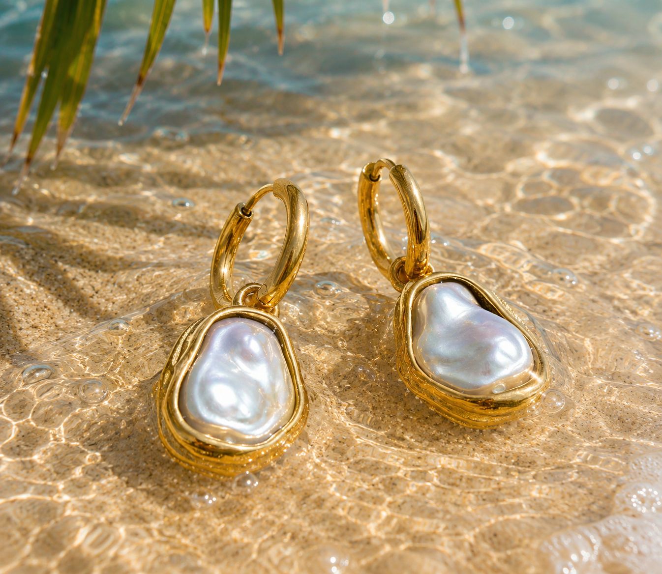Sol Pearl Earrings