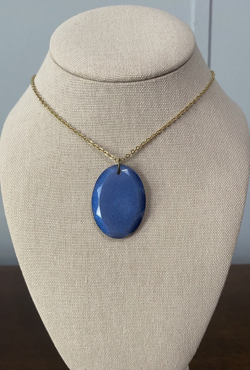 Effervescent blue oval