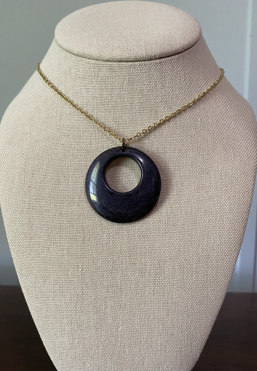 Purple sparkle round
