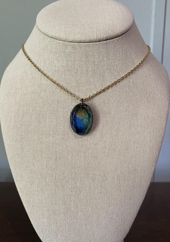 Oval Tri-color