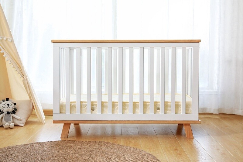 Joy Baby Mia 3 in 1 Cot