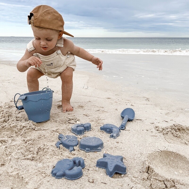 Silicone 8pc Bucket &amp; Spade Set- Steel Blue