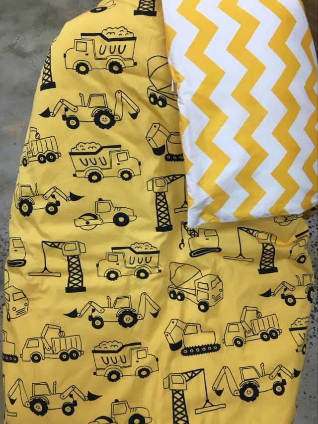 Reversible Cot Quilt- Trucks