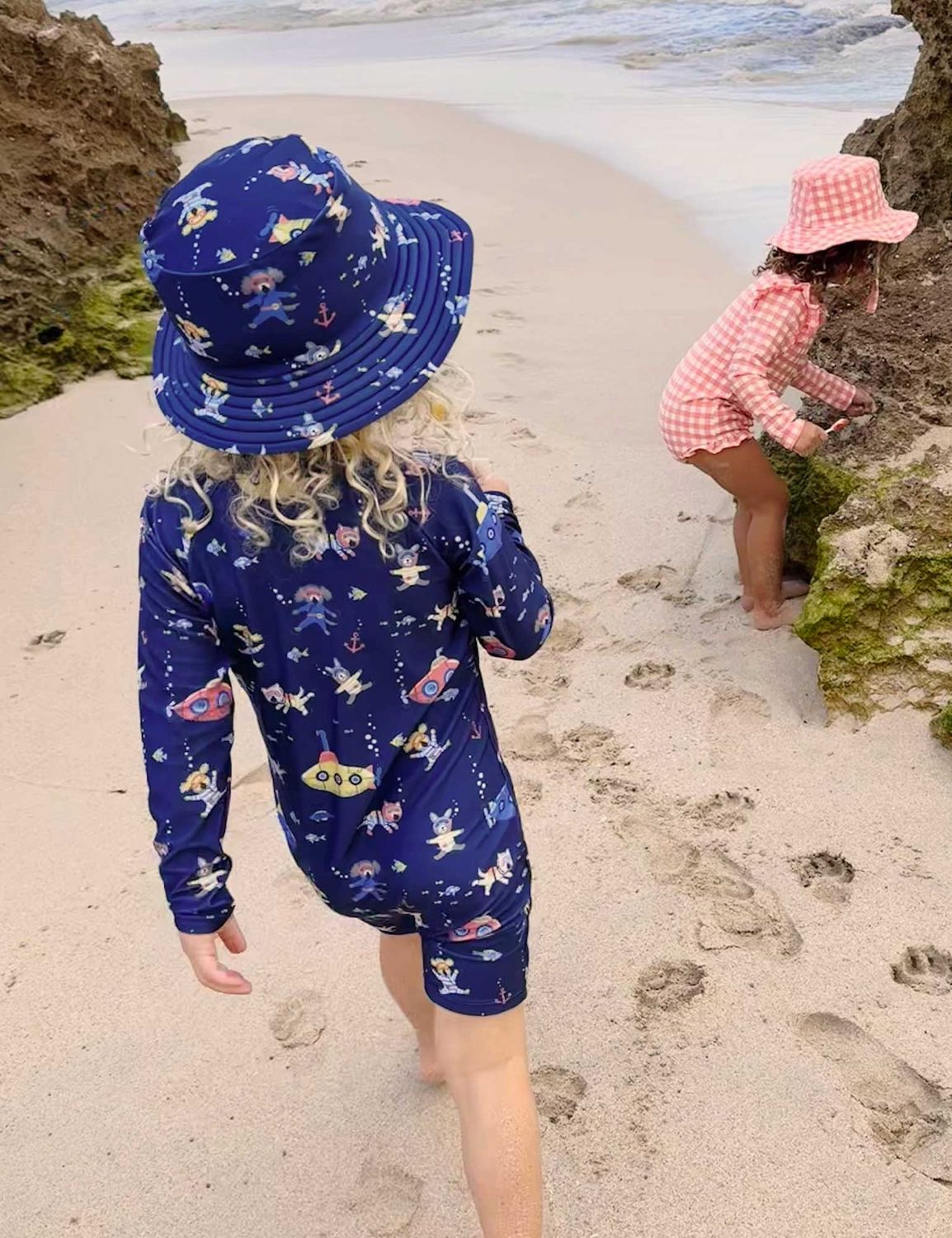 BROAD BRIM SWIM HAT- Submarine