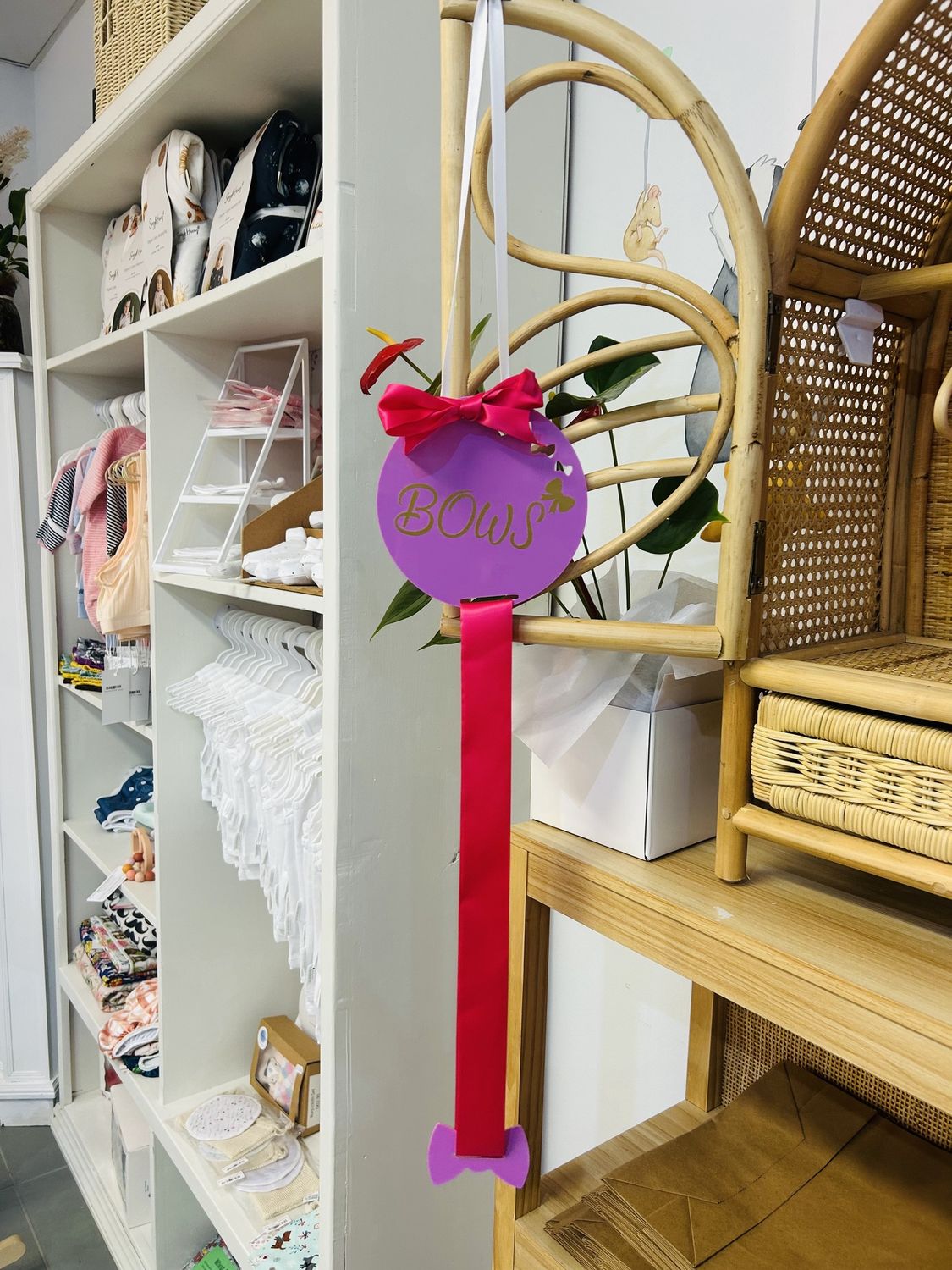 Purple Round Bow Holder