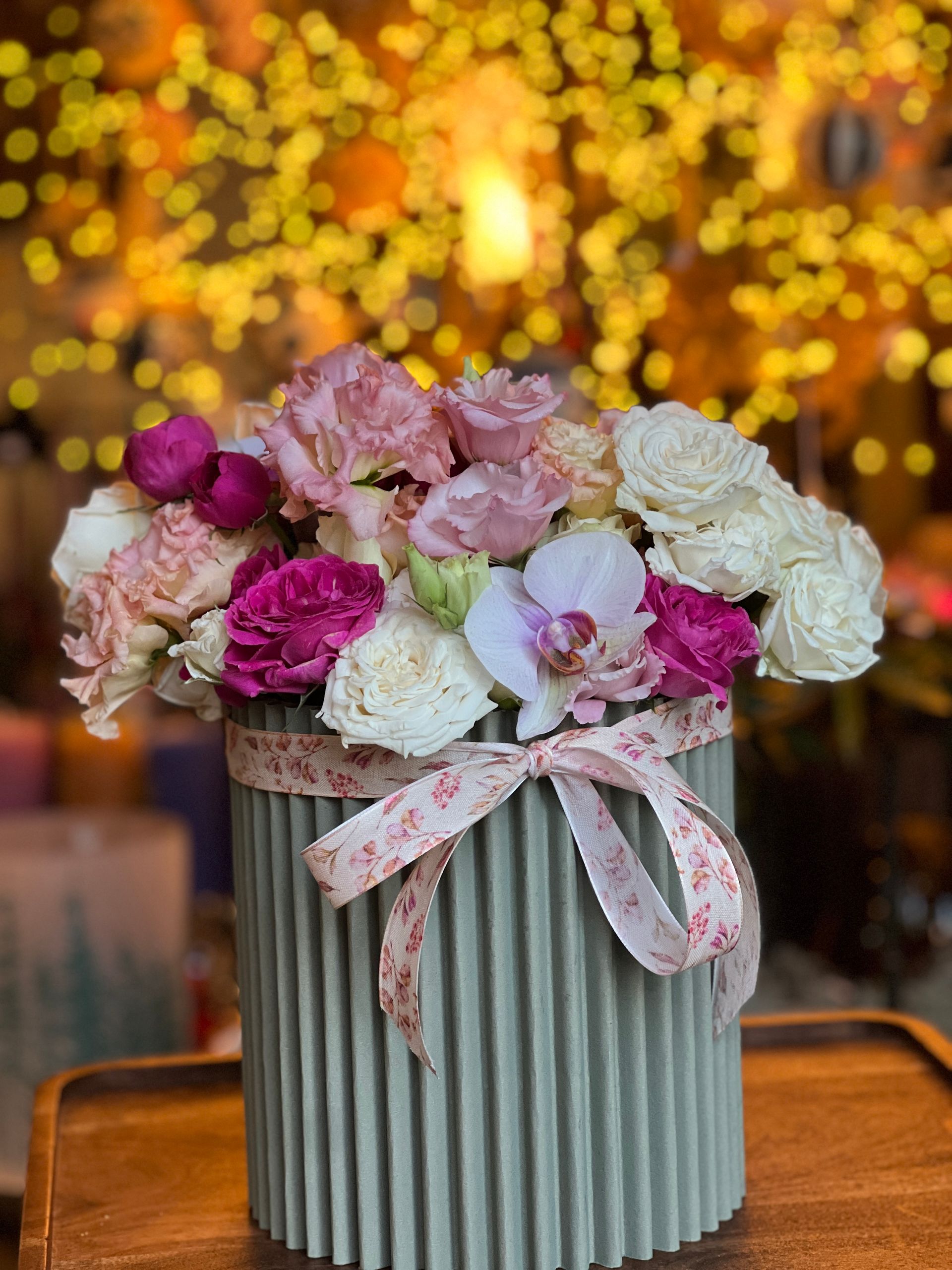 WAVE BOX MET VERSE BLOEMEN ~ WAVE BOX OF FLOWERS