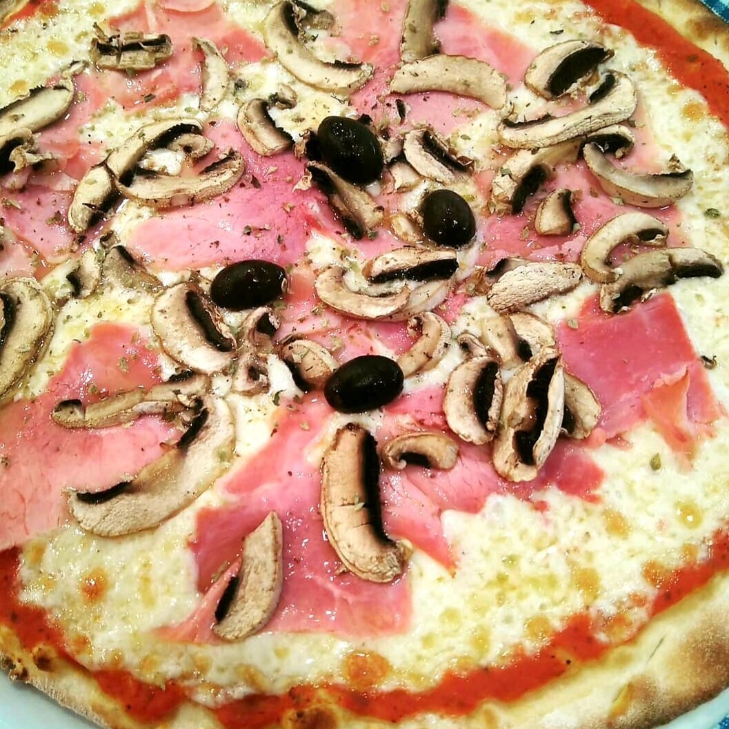Pizza Carprichosa