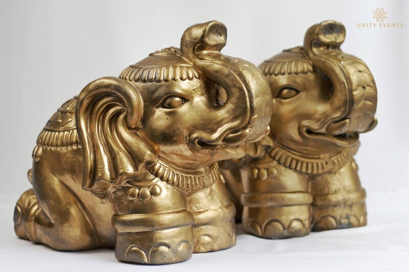 ​Display elephants