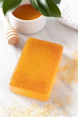 Lovey’s Turmeric &amp; Honey Soap