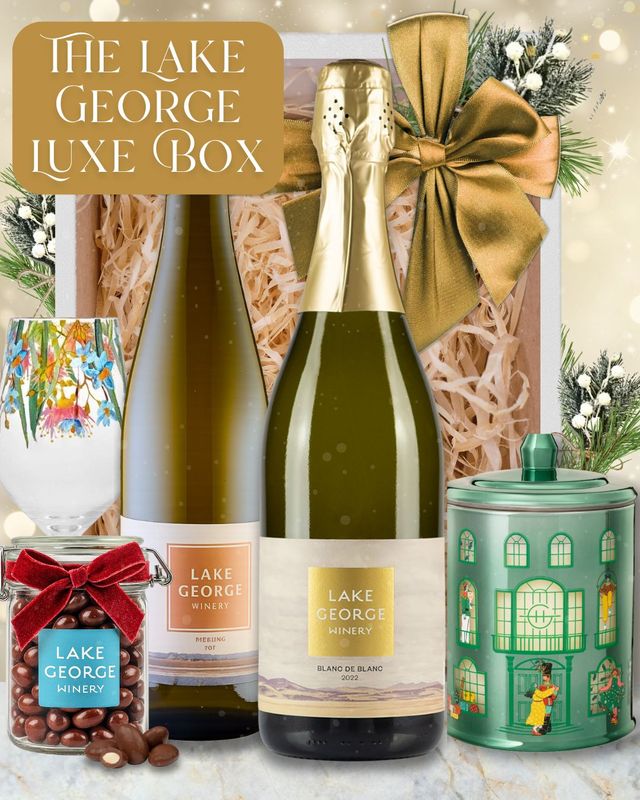 The Luxe Lake Hamper