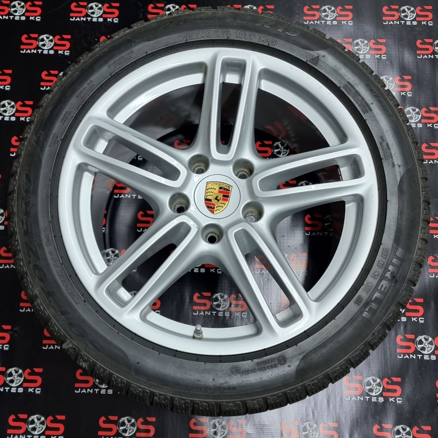 JANTES PORSCHE 19” POUCES AVEC PNEUS HIVER