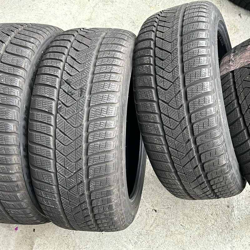 235/45R18 98V PIRELLI HIVER