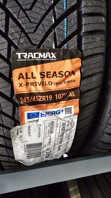 TRACMAX ALL SEASON 245/45R19 102Y XL