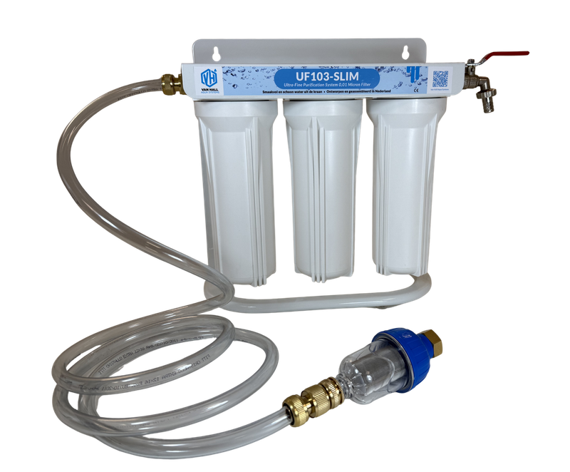 UF-Slim 0,01 micron filter systeem op standaard met voorfilter, slang koppelingen en kraan UF-Slim 0,01 micron filter systeem op standaard met voorfilter, slang koppelingen en kraan