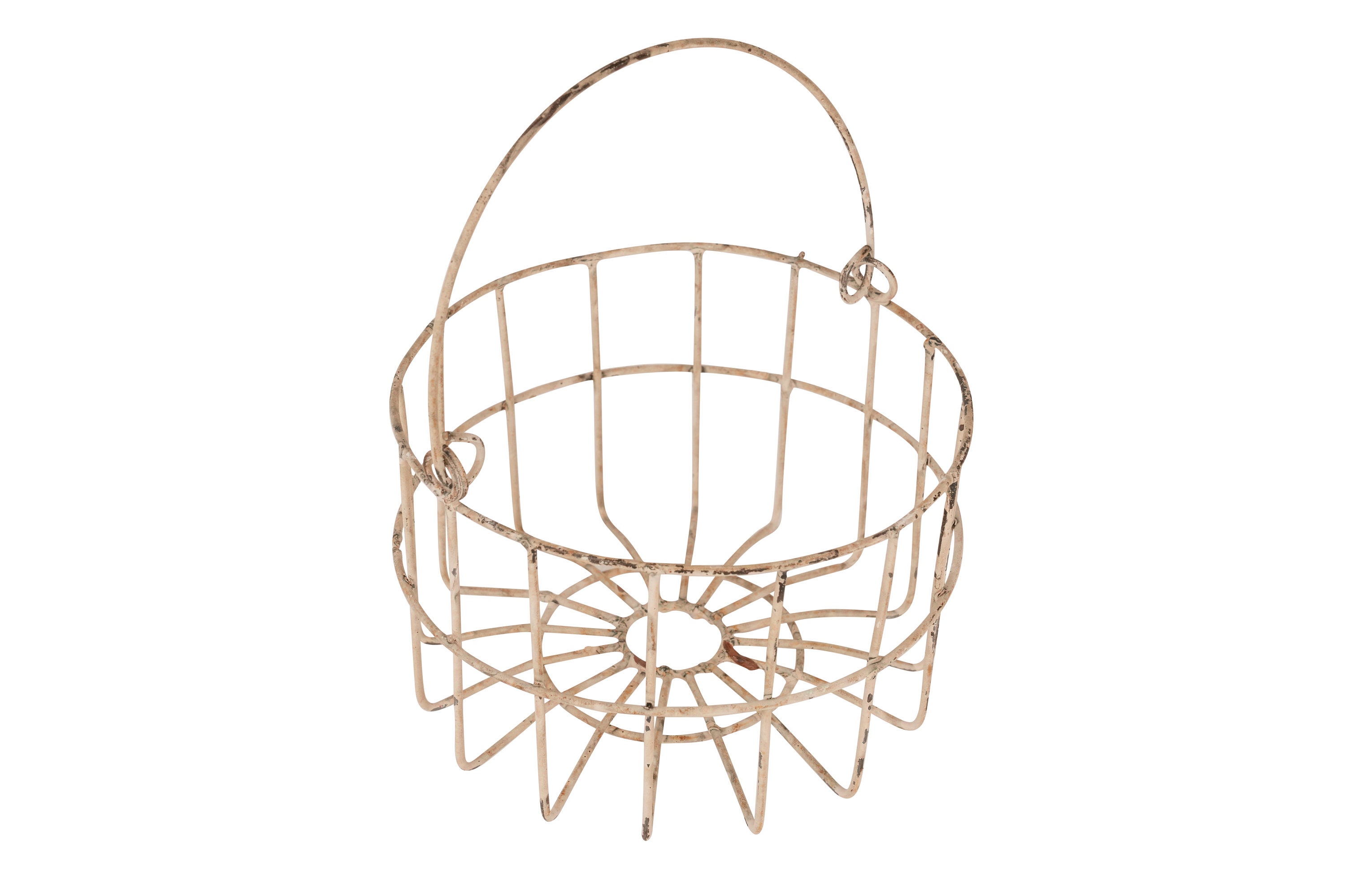 Farmhouse Iron Egg Basket with Handle-Shabby White-Farmhouse Style-Primitive-Distressed Shabby White-Iron Egg Basket