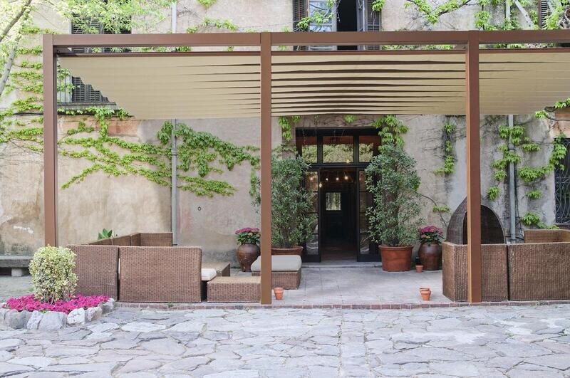 Pergola Calvi