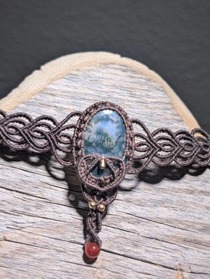 Choker Necklace