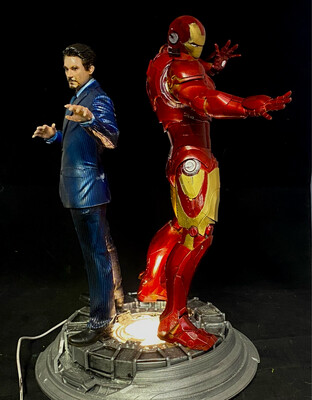 Tony Stark / Iron Man Diorama 1:6 Scale Statue