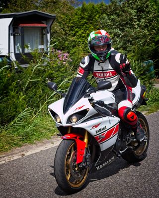 YAMAHA
