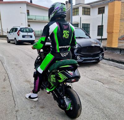 Training Suit – €250